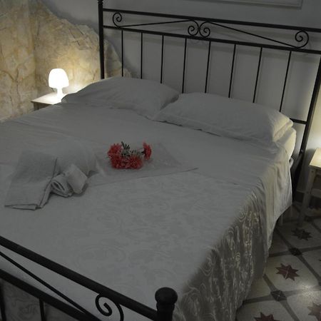 Bed And Breakfast Vecchio Porto CTA Exteriör bild