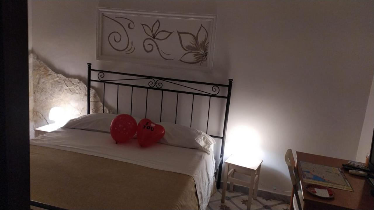 Bed And Breakfast Vecchio Porto CTA Exteriör bild