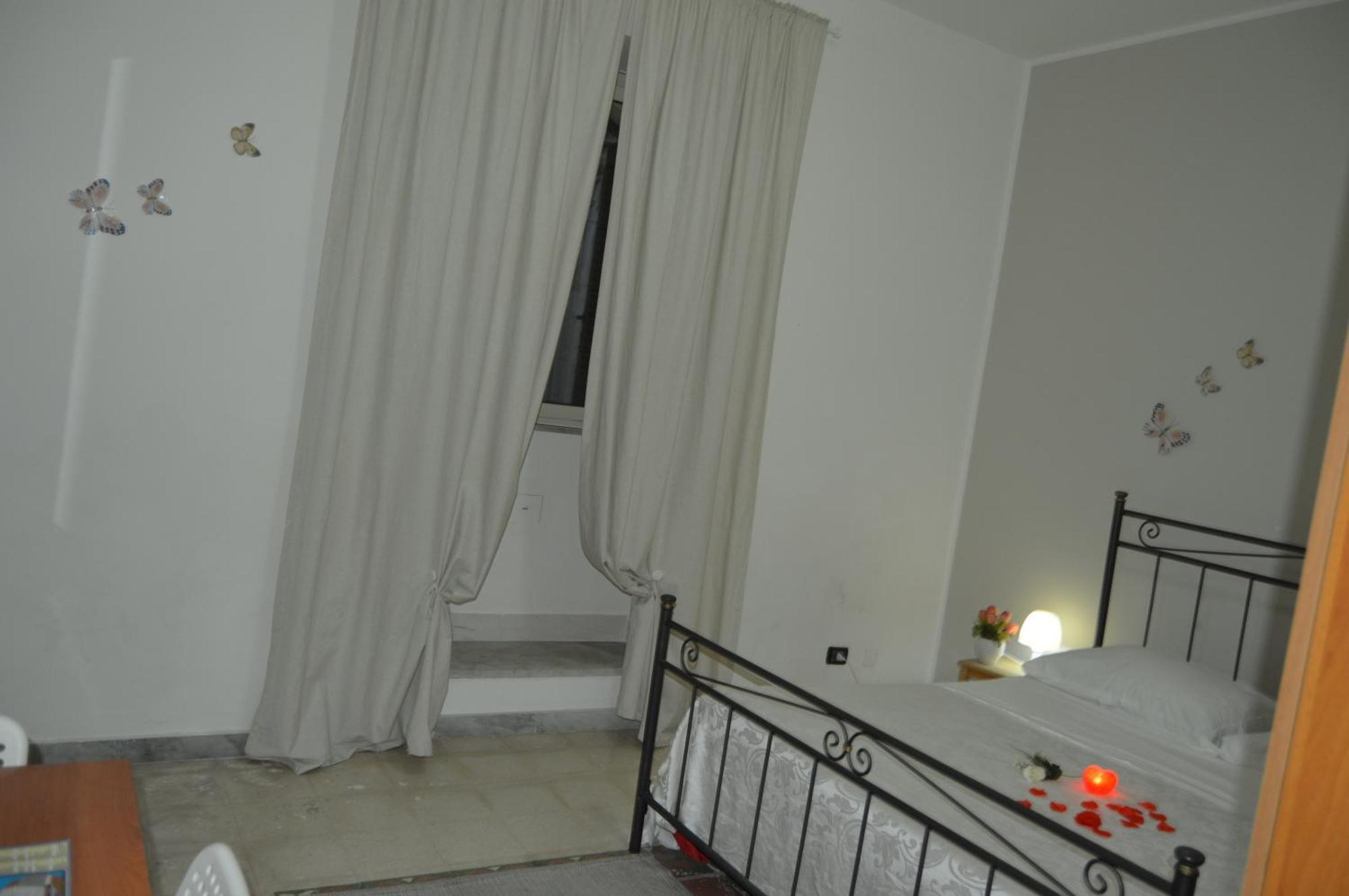 Bed And Breakfast Vecchio Porto CTA Exteriör bild
