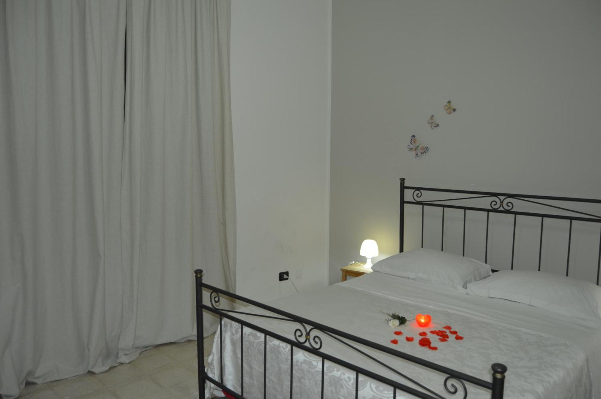 Bed And Breakfast Vecchio Porto CTA Exteriör bild